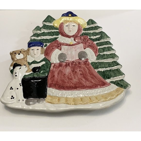 Vtg Fitz Floyd Omnibus Christmas Caroler Plate 3D Lady Child Teddy Bear Dog READ - Picture 2 of 11